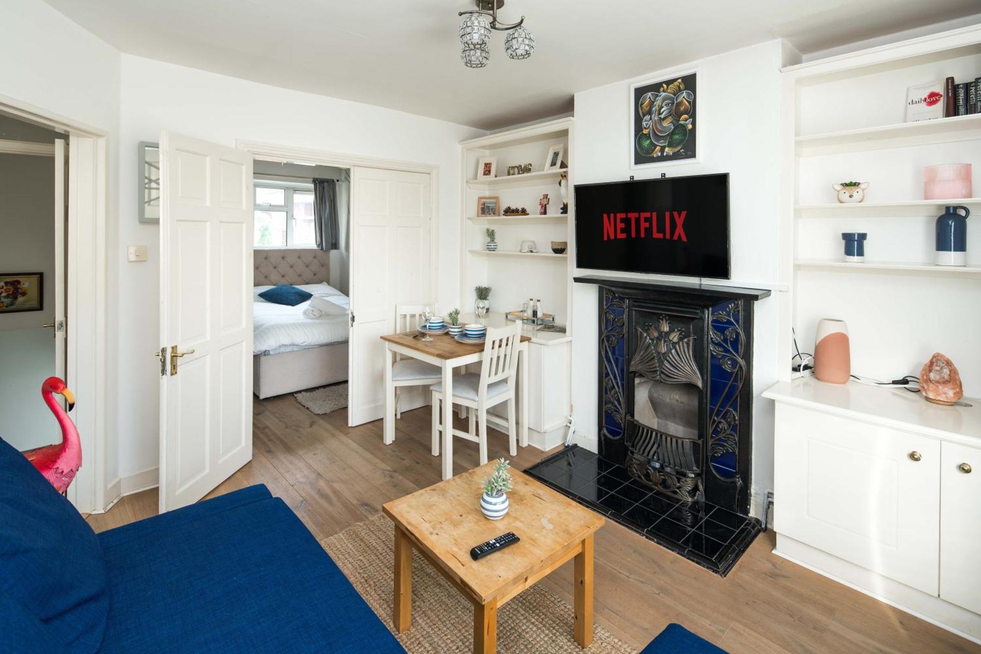 Ladbroke Grove Апартаменты *
